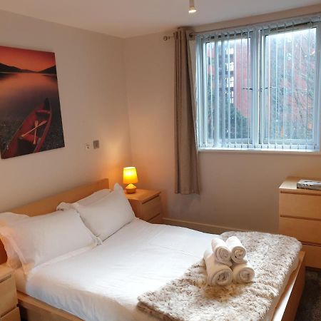 Birmingham Emerald, 2 Bedroom Apartment Eksteriør billede