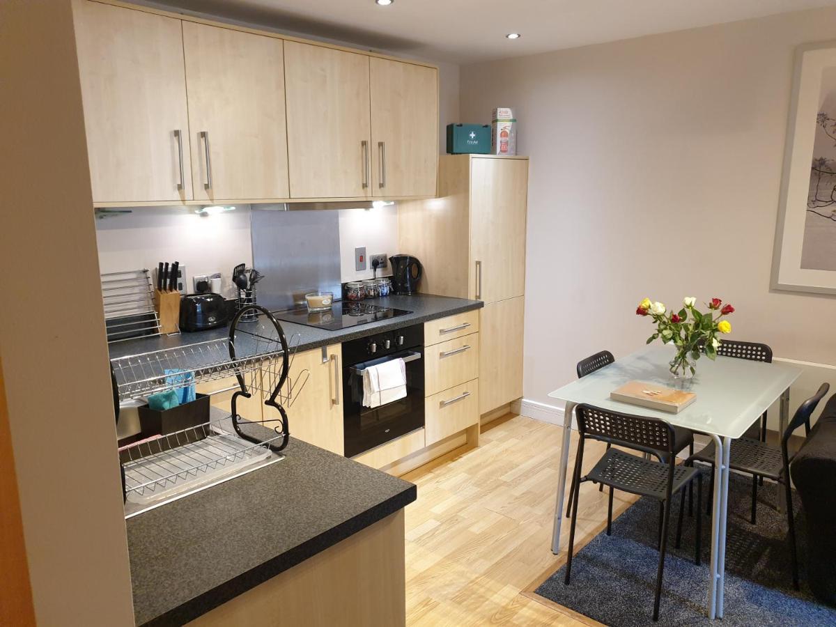 Birmingham Emerald, 2 Bedroom Apartment Eksteriør billede