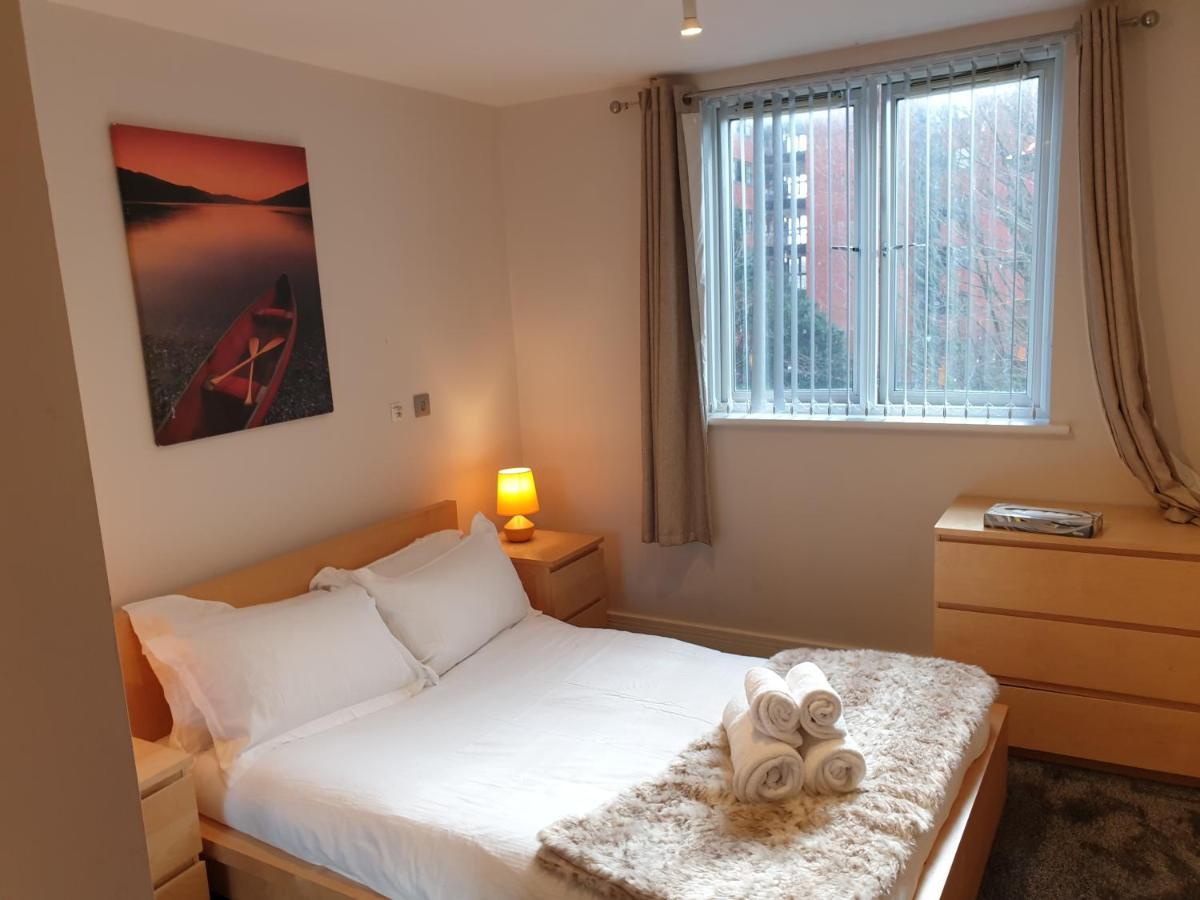 Birmingham Emerald, 2 Bedroom Apartment Eksteriør billede