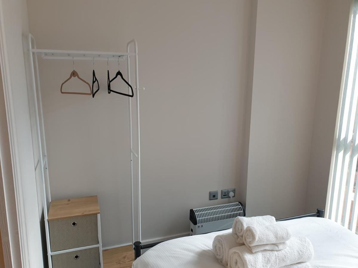 Birmingham Emerald, 2 Bedroom Apartment Eksteriør billede