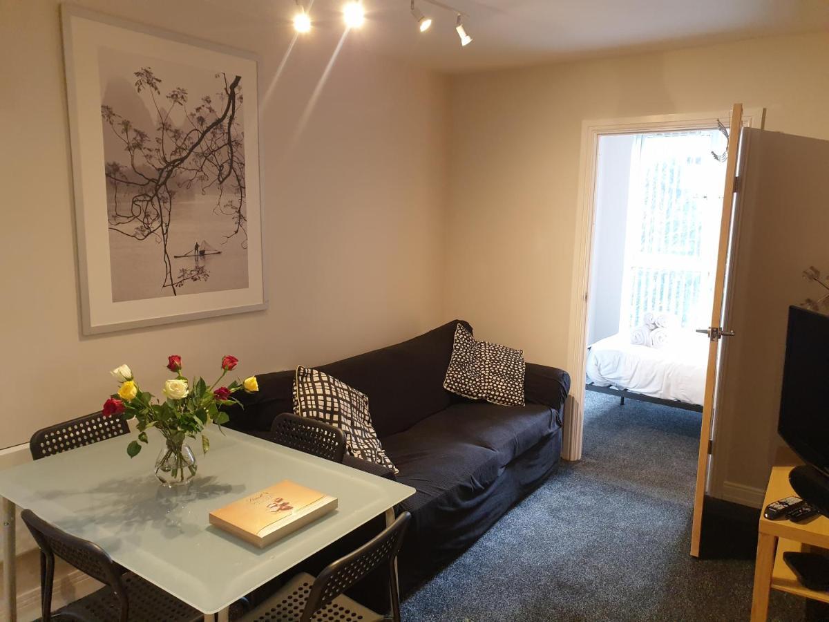 Birmingham Emerald, 2 Bedroom Apartment Eksteriør billede